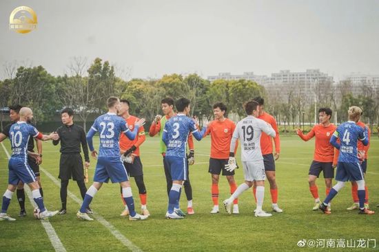 最终曼城3-1埃弗顿。